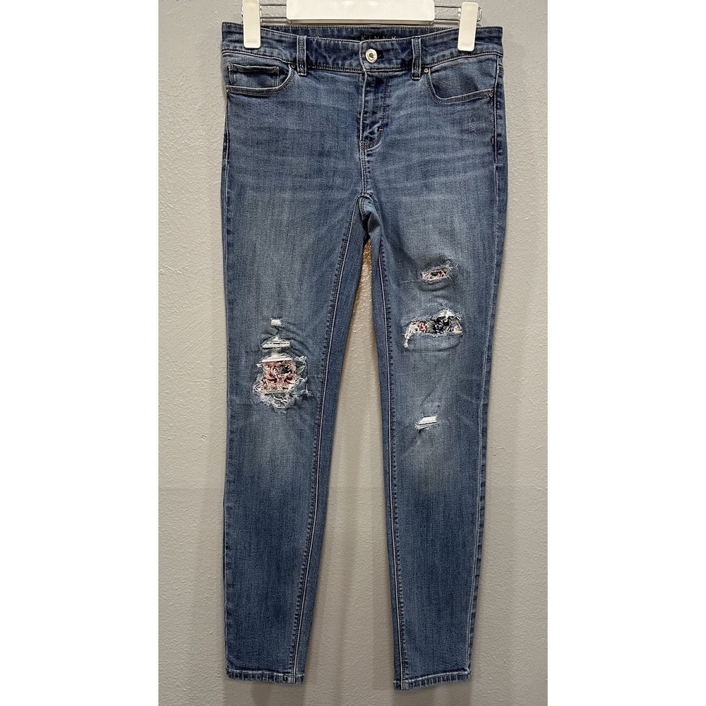 White House Black Market Jeans 2 The Skinny Embroidered Floral Patch Distressed